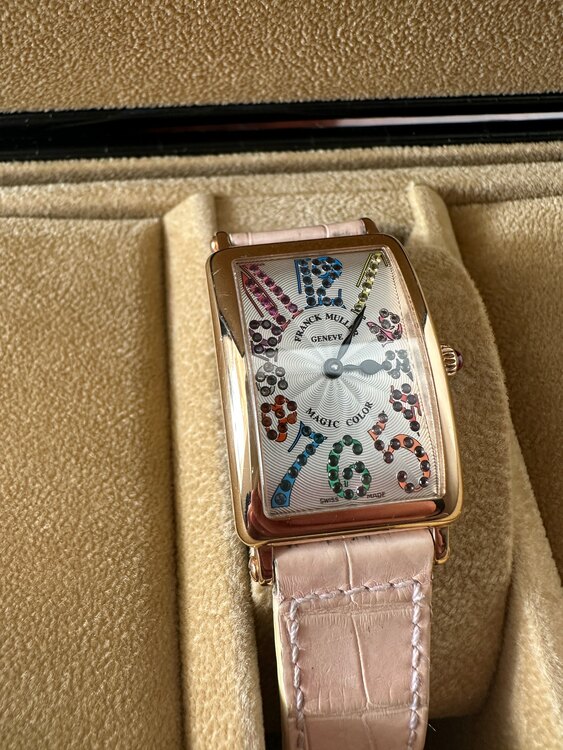 フランクミュラー ロングアイランド （高級時計）の商品画像 - 査定依頼日：2025年1月18日 - 最高査定価格：450,000円