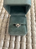 ダイヤモンド指輪