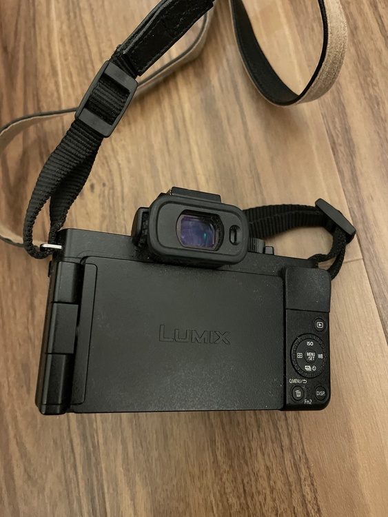LUMIX DC-G100D（カメラ）の商品画像 - 査定依頼日：2026年9月27日 - 最高査定価格：38,100円