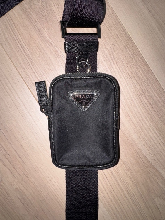 プラダ  （ブランドバッグ）の商品画像 - 査定依頼日：2025年10月29日 - 最高査定価格：150,000円