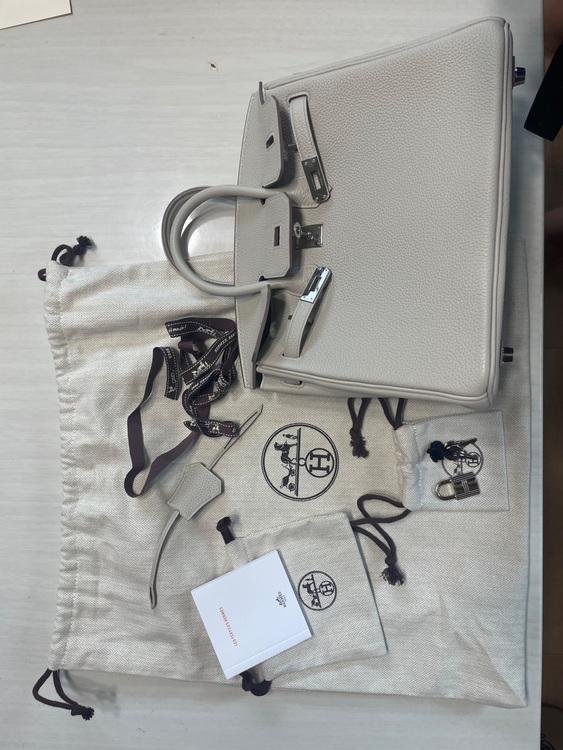 バーキン（ブランドバッグ）の商品画像 - 査定依頼日：2025年9月12日 - 最高査定価格：2,500,000円