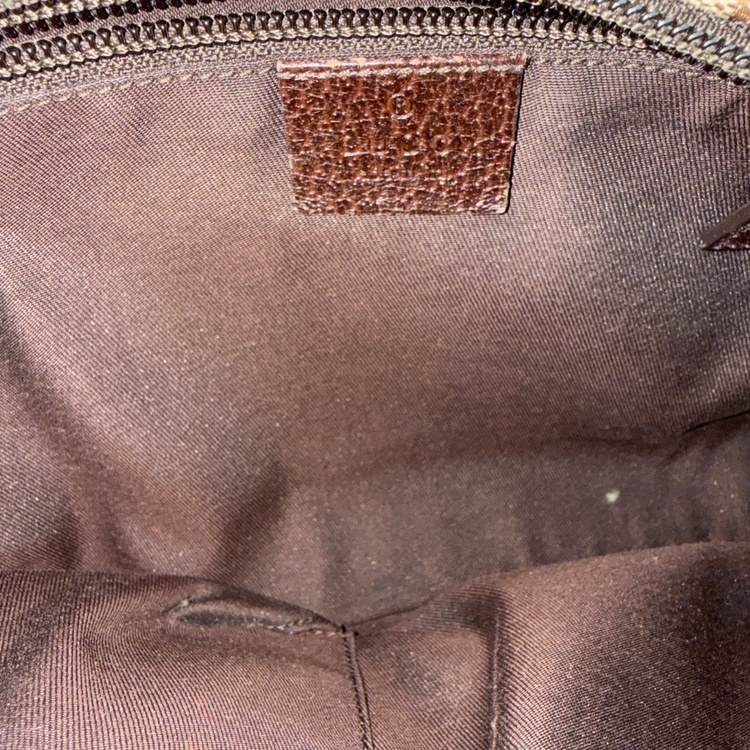 グッチ  （ブランドバッグ）の商品画像 - 査定依頼日：2026年2月20日 - 最高査定価格：40,000円