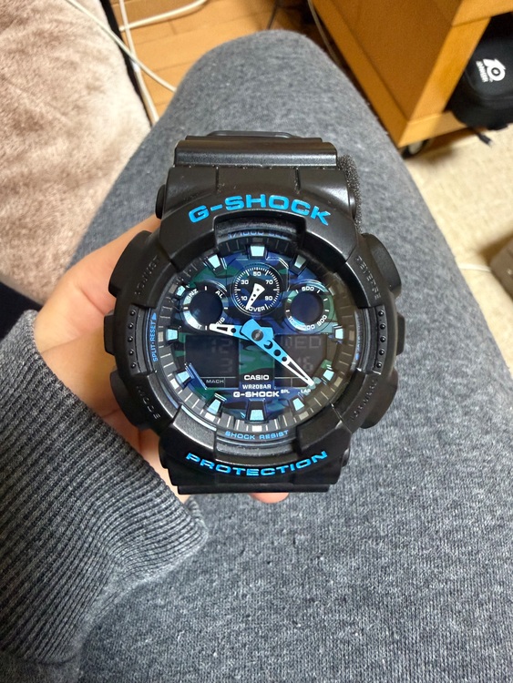 G-SHOCK その他 GA-100Cb（高級時計）の商品画像 - 査定依頼日：2025年12月3日 - 最高査定価格：500円