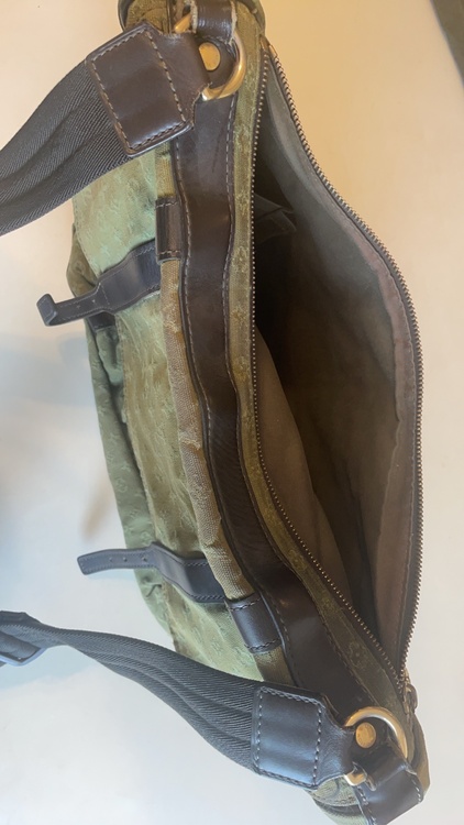 LOUIS VUITTON ルイヴィトン M42351 モノグラムミニ サック ママン（ブランドバッグ）の商品画像 - 査定依頼日：2026年9月12日 - 最高査定価格：15,000円