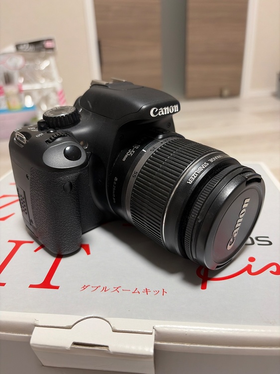 EOS kiss X4 ダブルズームキット（カメラ）の商品画像 - 査定依頼日：2026年8月15日 - 最高査定価格：15,000円