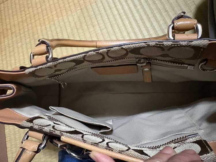 コーチバッグ（ブランドバッグ）の商品画像 - 査定依頼日：2026年3月30日 - 最高査定価格：1,500円