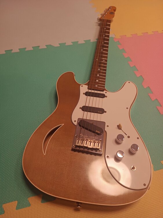 Guitar Creation Custom Line Jane Doe ムーンスプルース/ハカランダ EMG・Piezo搭載（ピアノ・楽器・PA機材）の商品画像 - 査定依頼日：2026年7月31日