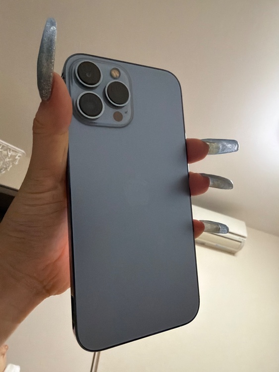 iPhone iPhone 13 Pro Max 256GB Softbank（スマホ）の商品画像 - 査定依頼日：2026年8月3日 - 最高査定価格：61,500円