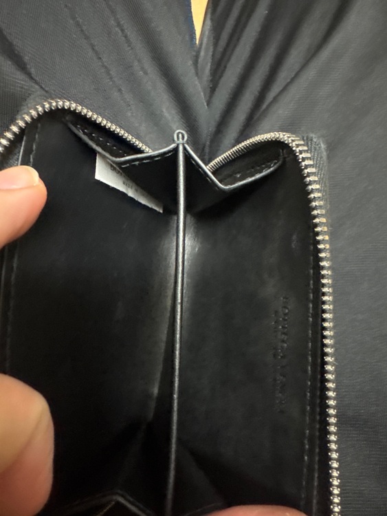 ボッテガ・ヴェネタ  （ブランドバッグ）の商品画像 - 査定依頼日：2025年10月26日 - 最高査定価格：35,000円