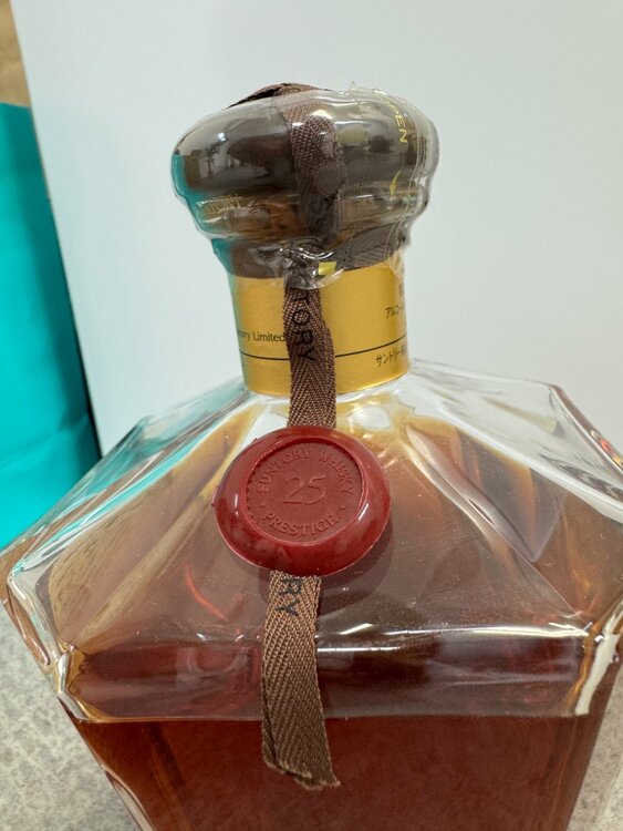 サントリー　プレステージ　25（お酒）の商品画像 - 査定依頼日：2026年3月19日 - 最高査定価格：70,000円