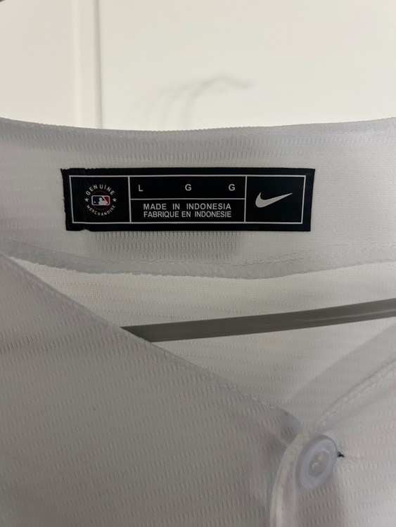 大谷翔平ユニフォーム（古着・ファッション）の商品画像 - 査定依頼日：2026年2月12日 - 最高査定価格：5,000円