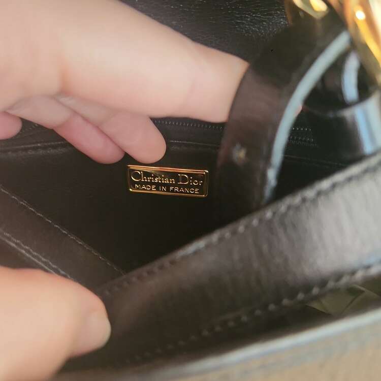 Christian Dior（ブランドバッグ）の商品画像 - 査定依頼日：2025年4月10日 - 最高査定価格：20,000円