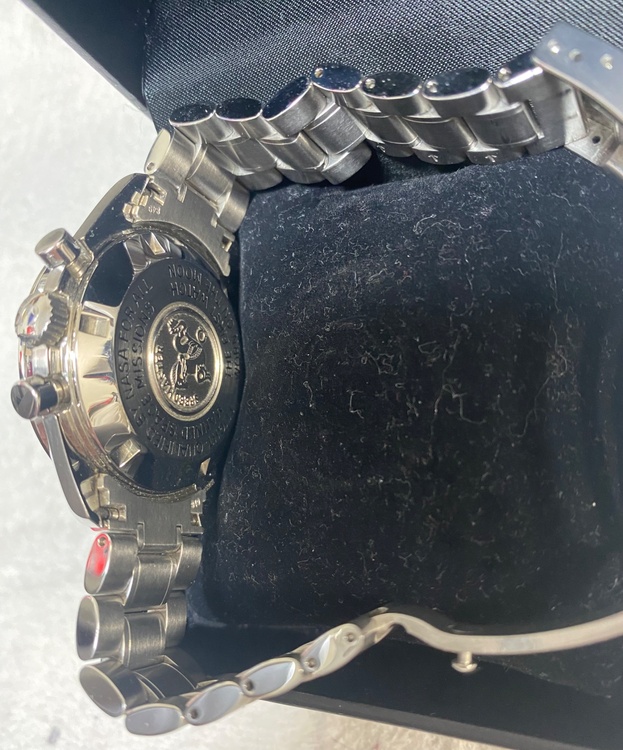 OMEGA Speedmaster Professional（オメガ スピードマスター プロフェッショナル）手巻き　ムーンウォッチ（高級時計）の商品画像 - 査定依頼日：2026年9月9日 - 最高査定価格：720,000円