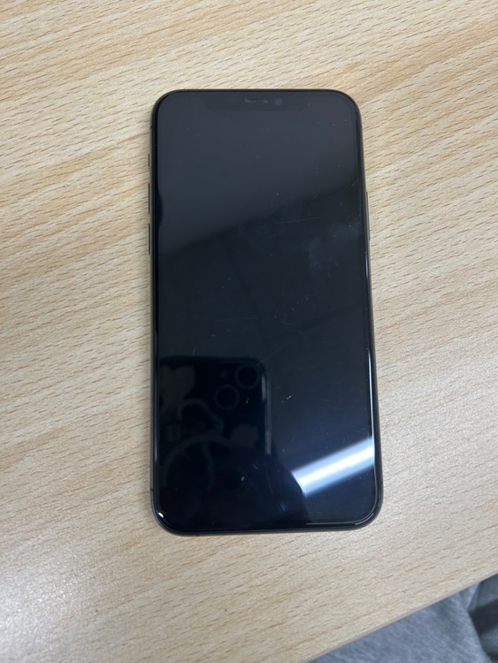 iPhone iPhone11 Pro 256GB docomo（スマホ）の商品画像 - 査定依頼日：2026年5月22日 - 最高査定価格：18,000円