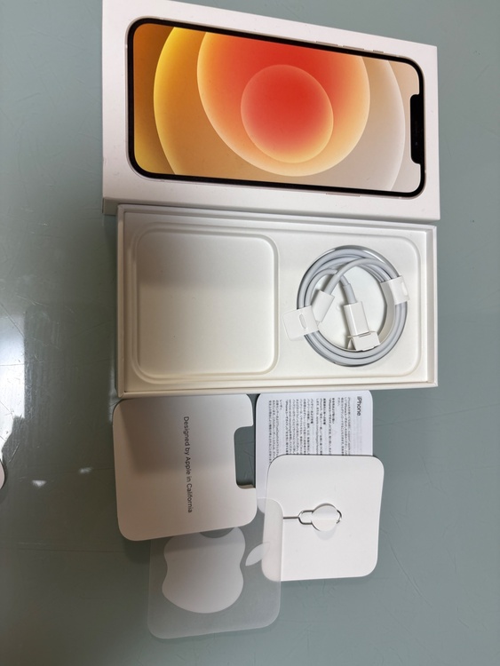 iPhone12（スマホ）の商品画像 - 査定依頼日：2026年2月8日 - 最高査定価格：24,000円