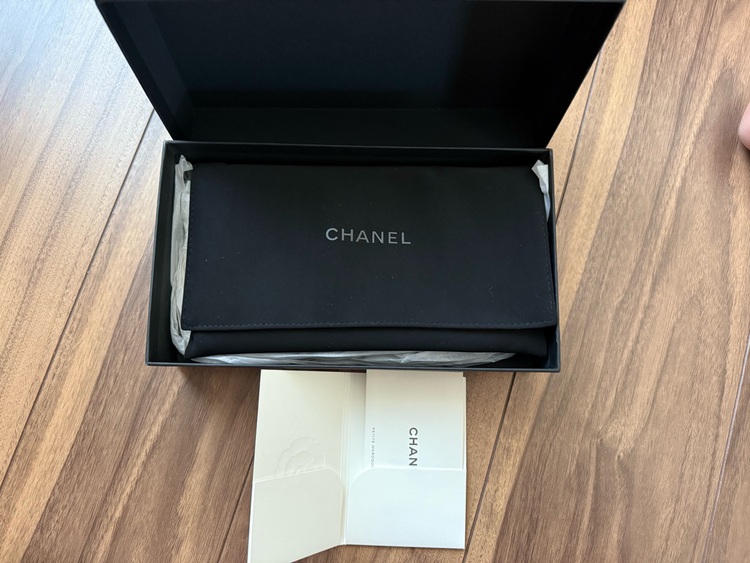 ラムスキン長財布（ブランド財布・小物）の商品画像 - 査定依頼日：2025年6月30日 - 最高査定価格：80,000円