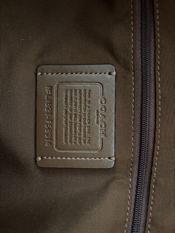 その他 コーチ （ブランドバッグ）の商品画像 - 査定依頼日：2025年4月17日 - 最高査定価格：4,000円