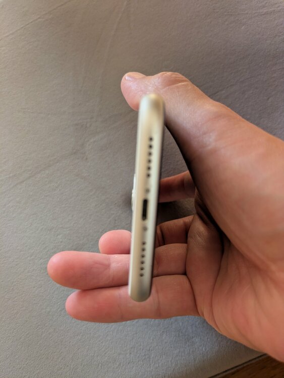 iphone11（スマホ）の商品画像 - 査定依頼日：2026年8月16日 - 最高査定価格：19,500円