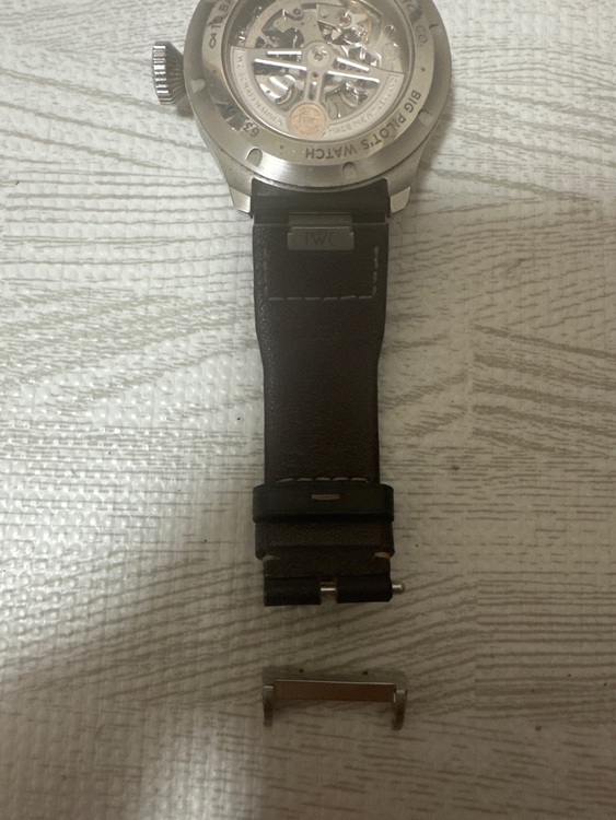 IWC パイロットウォッチ IW32930（高級時計）の商品画像 - 査定依頼日：2025年9月2日 - 最高査定価格：760,000円