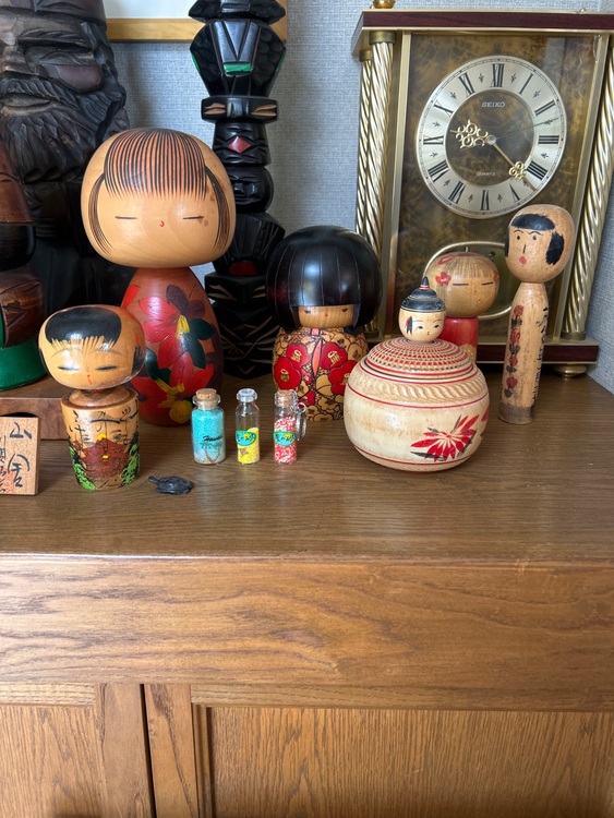 こけし（美術品・骨董品）の商品画像 - 査定依頼日：2025年11月19日 - 最高査定価格：1,000円