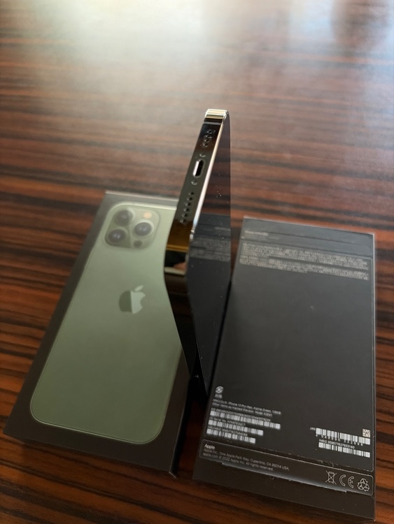 iPhone iPhone 13 Pro Max 128GB SIMフリー（スマホ）の商品画像 - 査定依頼日：2026年7月20日 - 最高査定価格：59,000円