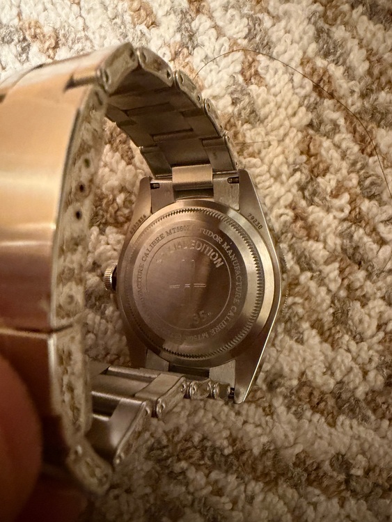 チューダ　ブラックペイ　グリーン（高級時計）の商品画像 - 査定依頼日：2025年11月25日 - 最高査定価格：600,000円