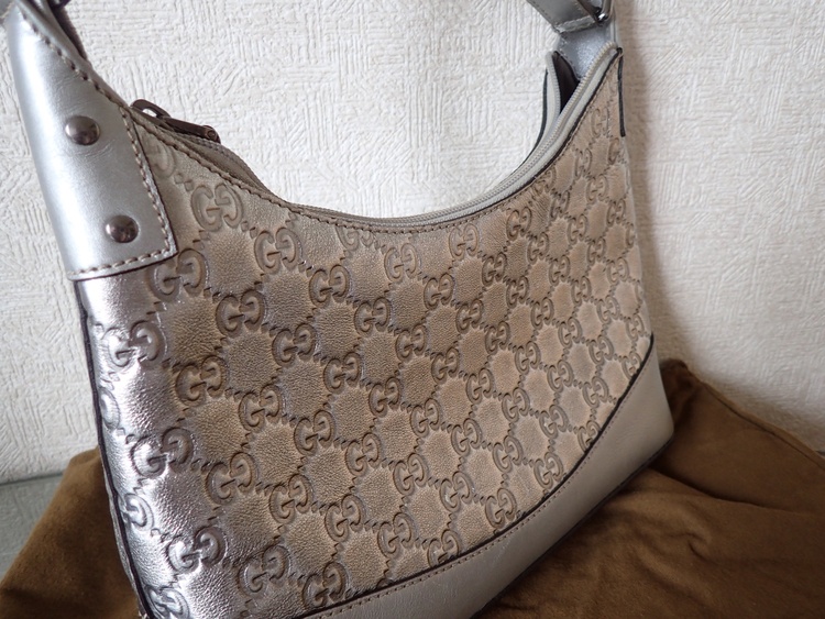 GUCCI（その他は未定）（ブランドバッグ）の商品画像 - 査定依頼日：2026年3月31日 - 最高査定価格：60,000円