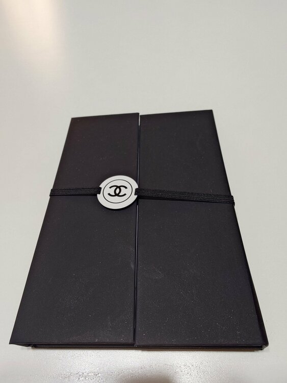 シャネル（CHANEL） LA COLLECTION 付箋＆メモ帳セット（その他のおもちゃ）の商品画像 - 査定依頼日：2026年10月20日 - 最高査定価格：100,000円