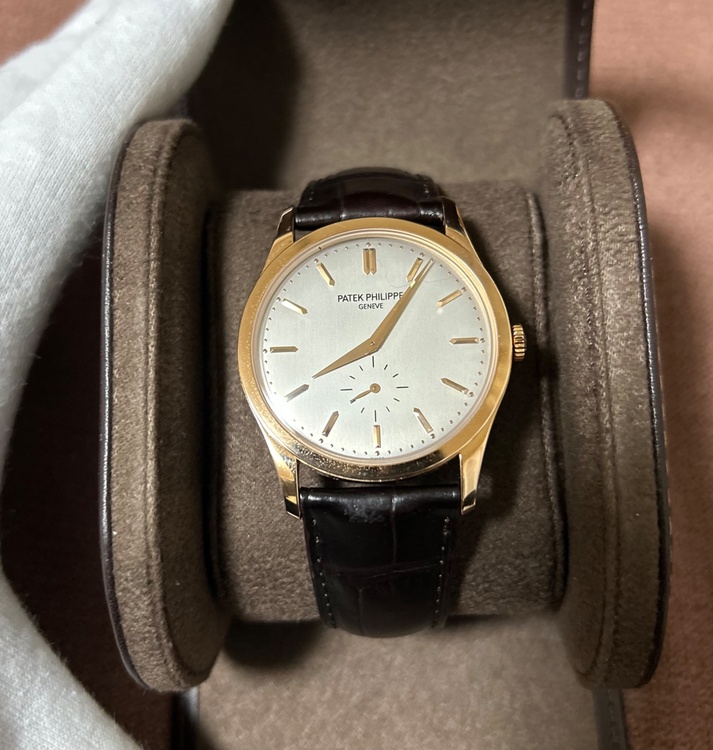 パテックフィリップ カラトラバ 5196R-001（高級時計）の商品画像 - 査定依頼日：2026年2月21日 - 最高査定価格：2,700,000円