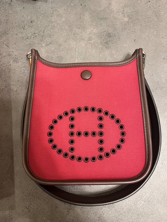 エルメス エブリン （ブランドバッグ）の商品画像 - 査定依頼日：2025年10月16日 - 最高査定価格：310,000円