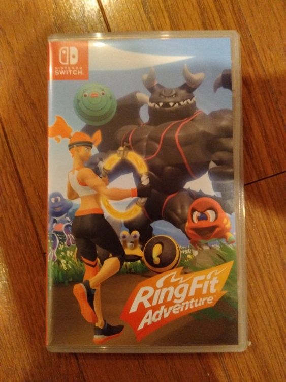 リングフィットアドベンチャー（ゲーム機本体・ゲームソフト）の商品画像 - 査定依頼日：2022年6月25日 - 最高査定価格：2,000円
