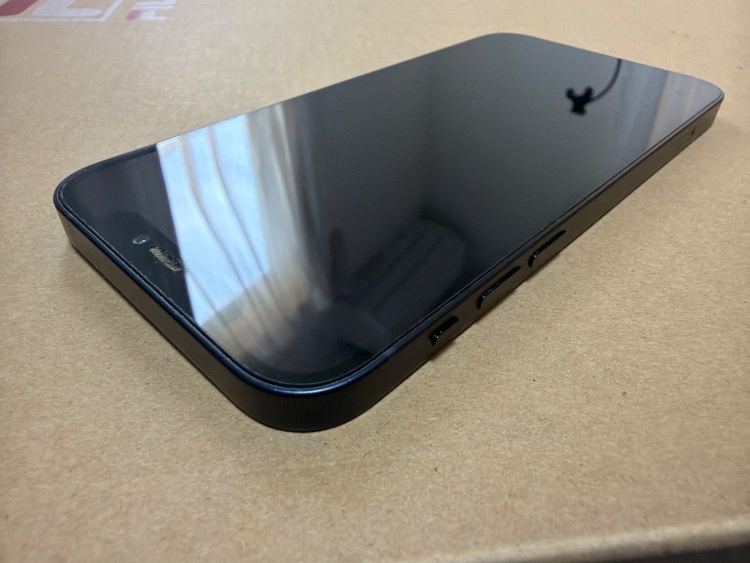 iPhone iPhone 12 64GB Softbank（スマホ）の商品画像 - 査定依頼日：2026年9月22日 - 最高査定価格：20,500円