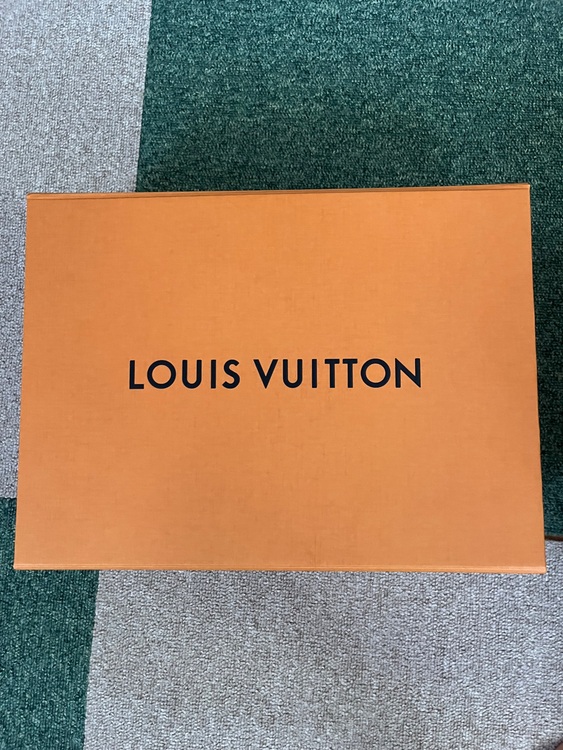 バムバッグ（ブランドバッグ）の商品画像 - 査定依頼日：2025年8月4日 - 最高査定価格：250,000円