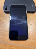 iPhone SE (第 3 世代) 128GB au（スマホ）の商品画像 - 査定依頼日：2026年4月21日 - 最高査定価格：24,000円