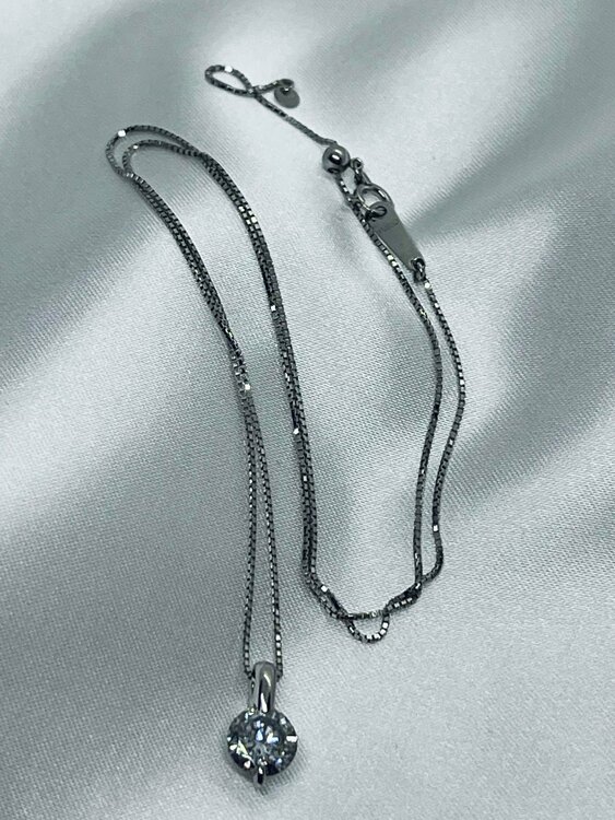 1.162ct天然ダイヤモンドネックレス（チェーンPt850、トップPt100）（宝石）の商品画像 - 査定依頼日：2026年9月15日 - 最高査定価格：300,000円