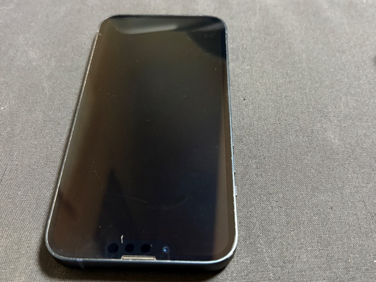 iPhone iPhone 13 128GB Softbank（スマホ）の商品画像 - 査定依頼日：2026年9月20日 - 最高査定価格：31,000円