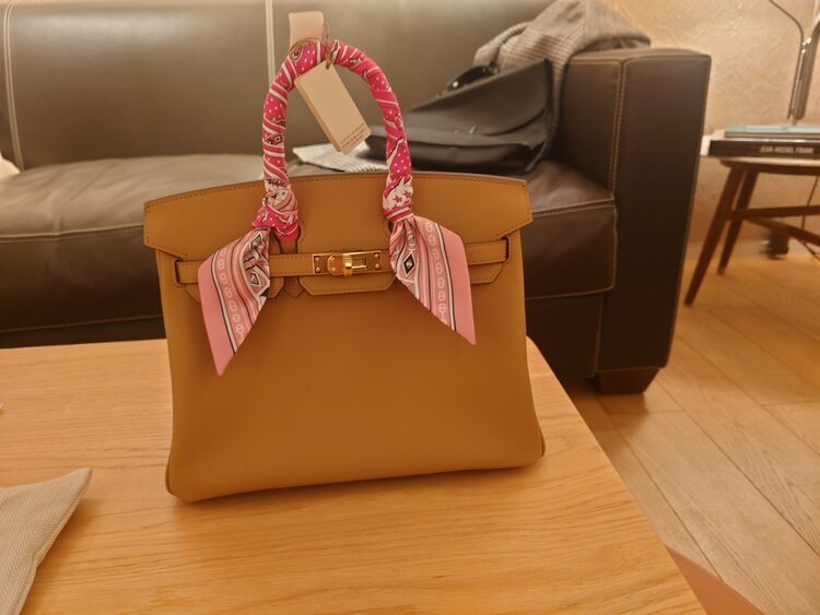 バーキン25センチ（ブランドバッグ）の商品画像 - 査定依頼日：2026年1月10日 - 最高査定価格：2,500,000円