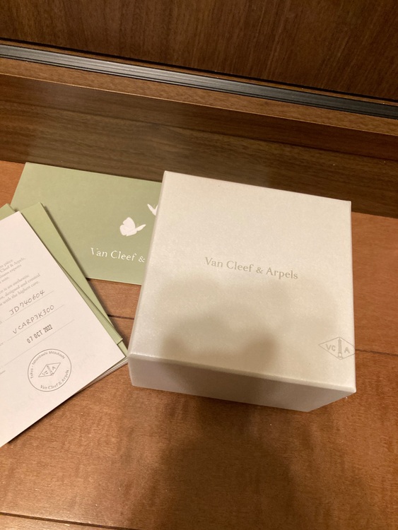 ヴァンクリーフアンドアーペル（金・貴金属）の商品画像 - 査定依頼日：2025年10月13日 - 最高査定価格：700,000円