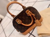 ルイヴィトン モノグラム （ブランドバッグ）の商品画像 - 査定依頼日：2025年11月24日 - 最高査定価格：100,000円