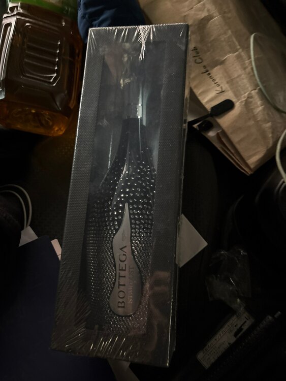 ボッテガスターダスト（お酒）の商品画像 - 査定依頼日：2025年5月9日 - 最高査定価格：2,000円