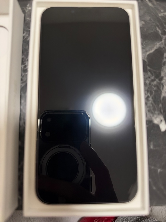 iPhone iPhone 14 256GB SIMフリー（スマホ）の商品画像 - 査定依頼日：2026年10月11日 - 最高査定価格：51,000円