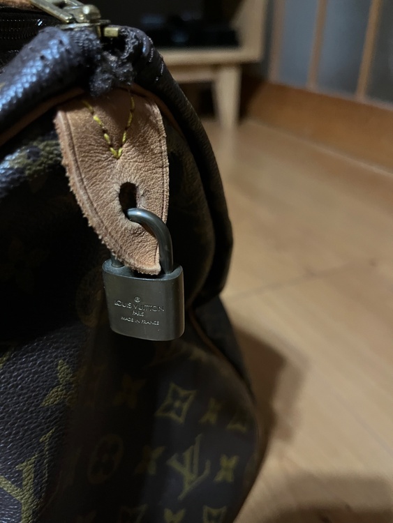 不明（ブランドバッグ）の商品画像 - 査定依頼日：2026年2月1日 - 最高査定価格：80,000円