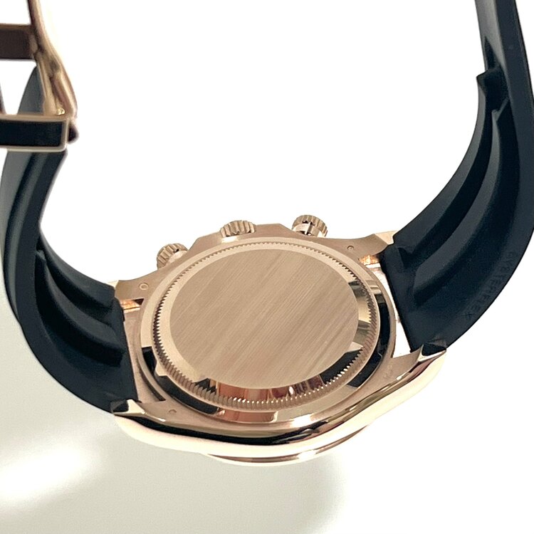 ロレックス デイトナ （高級時計）の商品画像 - 査定依頼日：2025年2月14日 - 最高査定価格：6,850,000円