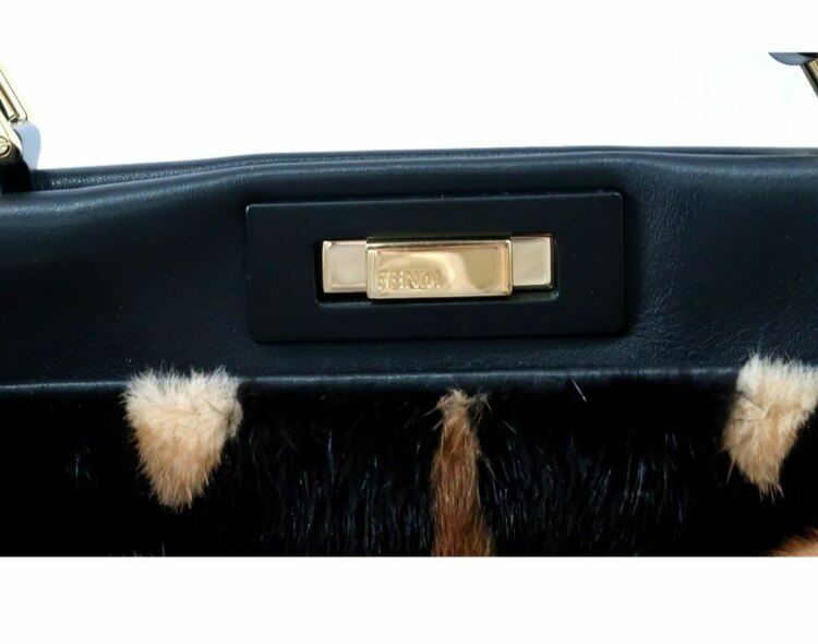 ピーカブ　毛皮（ブランドバッグ）の商品画像 - 査定依頼日：2025年4月21日 - 最高査定価格：200,000円