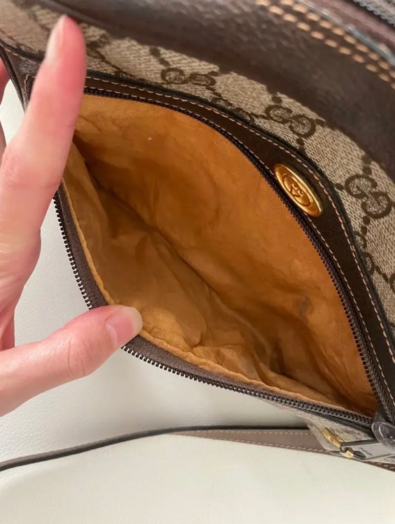 GUCCI オールドグッチ ショルダーバッグ （ブランドバッグ）の商品画像 - 査定依頼日：2023年7月22日 - 最高査定価格：20,000円