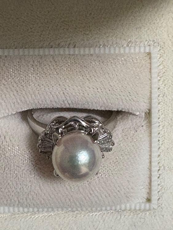 プラチナ　真珠　ダイヤ付き指輪（金・貴金属）の商品画像 - 査定依頼日：2026年4月5日 - 最高査定価格：150,000円