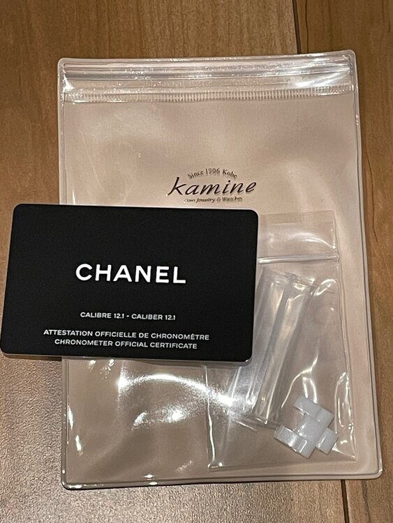 J12 ファントム（高級時計）の商品画像 - 査定依頼日：2025年5月15日 - 最高査定価格：550,000円