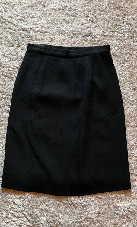 ヴィンテージシャネルスーツ（古着・ファッション）の商品画像 - 査定依頼日：2025年9月16日 - 最高査定価格：100,000円