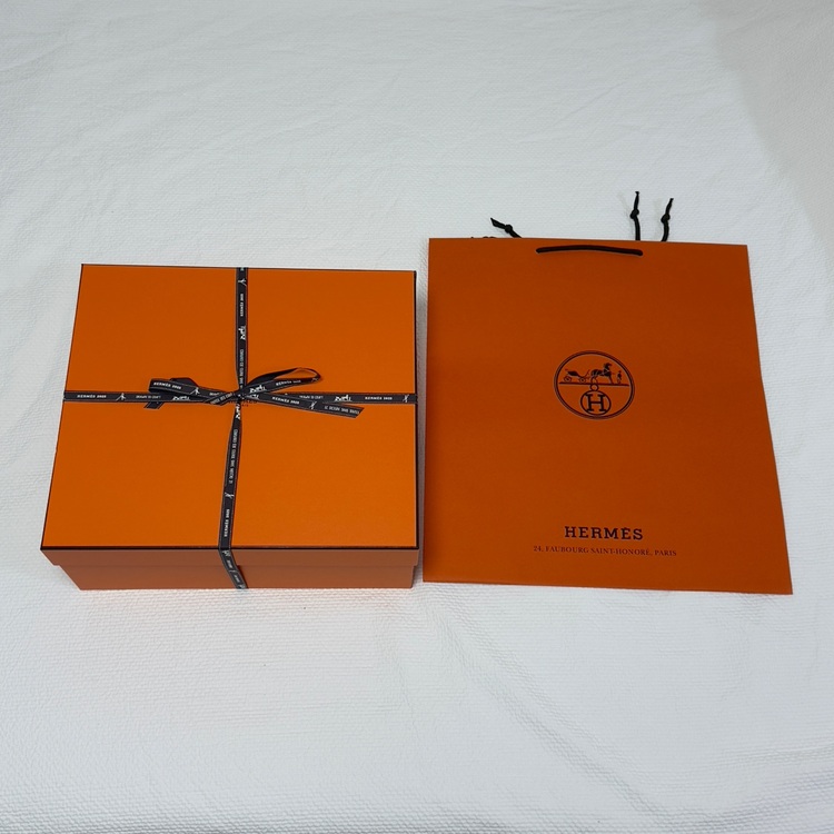 エルメス リンディ （ブランドバッグ）の商品画像 - 査定依頼日：2025年6月5日 - 最高査定価格：1,450,000円