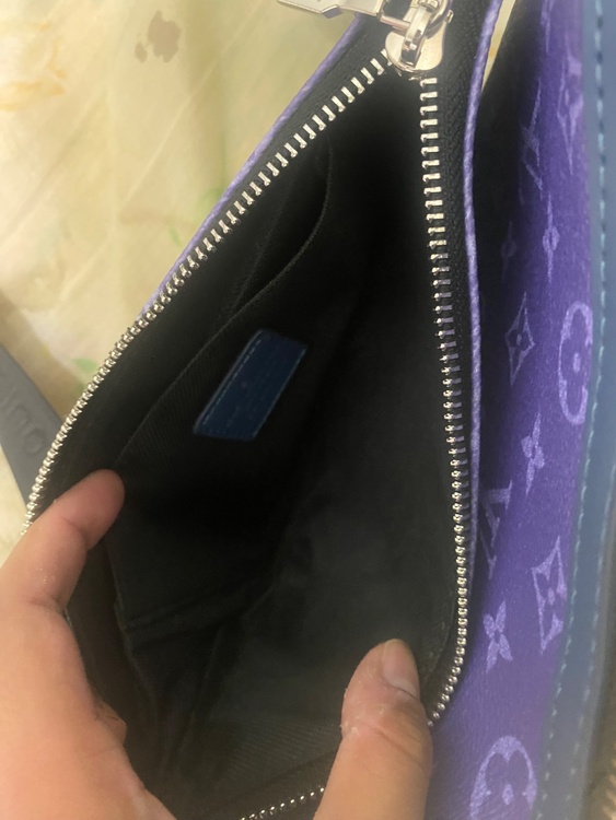Louis Vuitton モノグラム ショルダーバッグ パープル（ブランドバッグ）の商品画像 - 査定依頼日：2026年6月18日 - 最高査定価格：100,000円